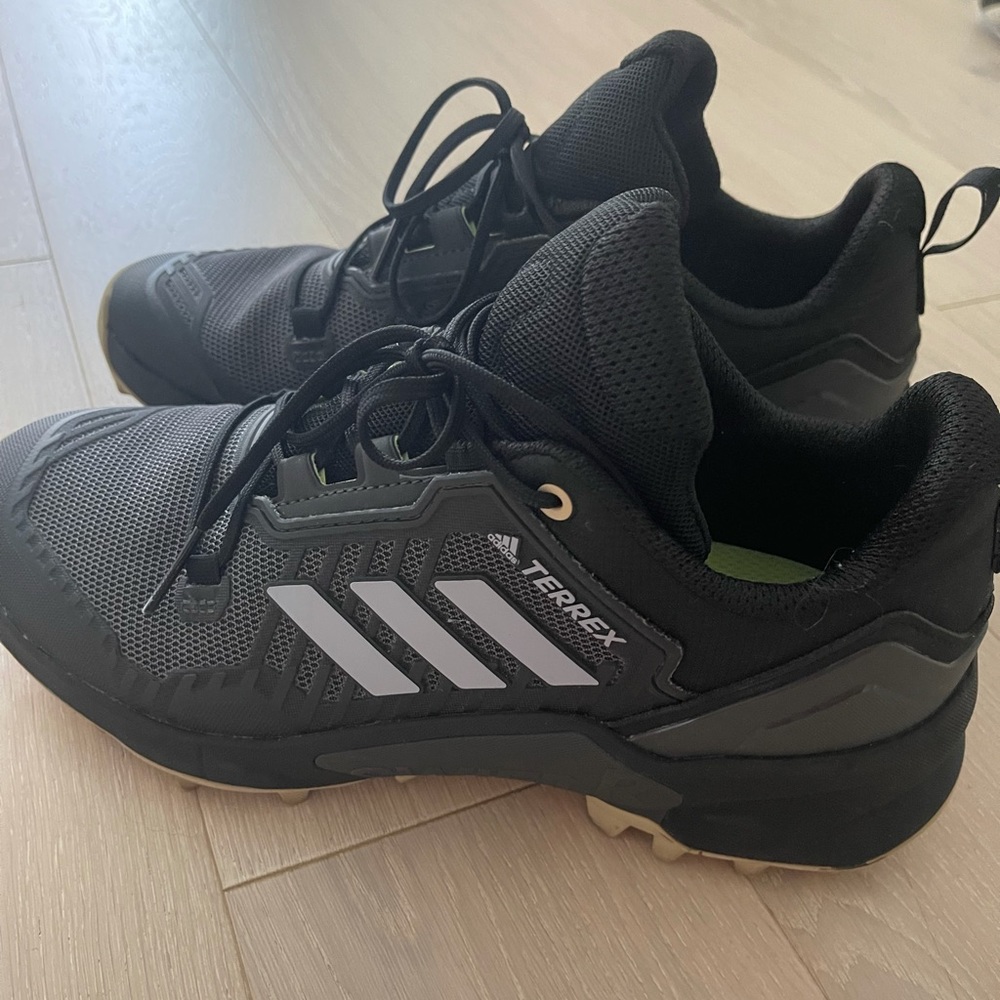 ADIDAS TERREX SWIFT R3 HIKING SHOES. WORN ONCE